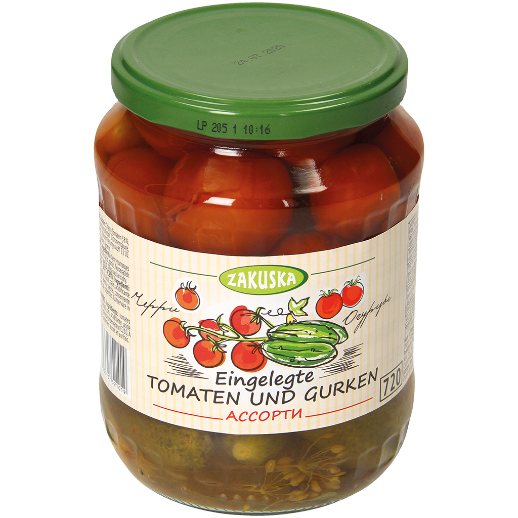 Eingelegde tomaten en komkommers