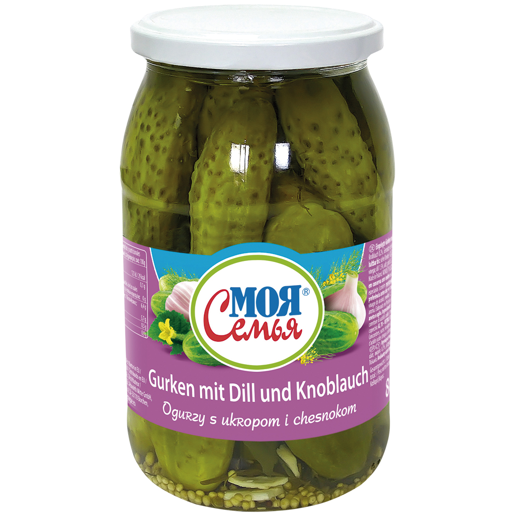 Ingelegde augurken met dille en knoflook