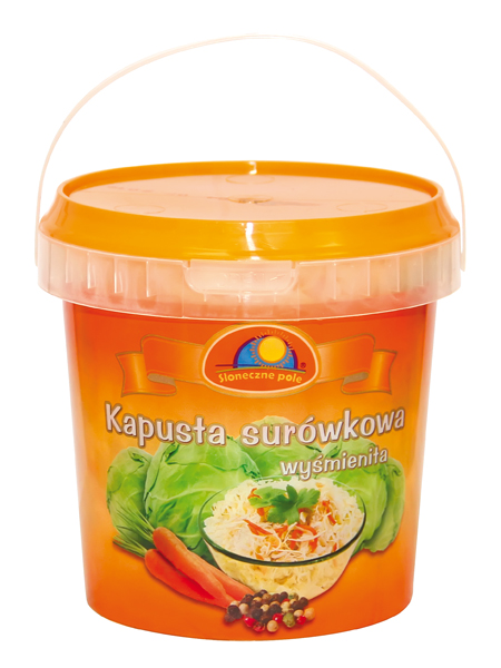 Witkoolsalade met wortelen "Kapusta surowkowa" volgens Pools