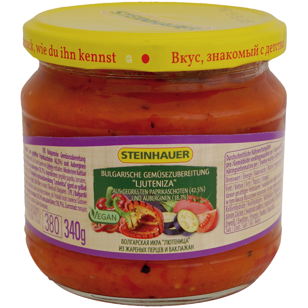 Bulgarische groentemengeling Ljuteniza van gegrilde paprika'