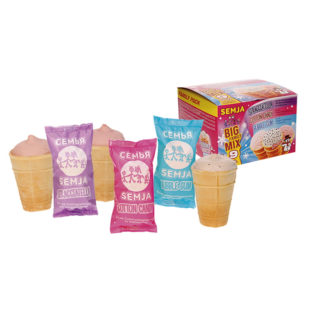 Мороженое страчателла с шоколадной стружкой в ​​стаканчике,