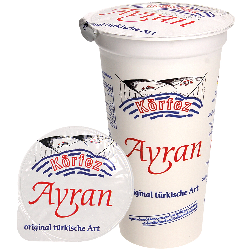 Verfrissend drankje van yoghurt en water "Ayran"