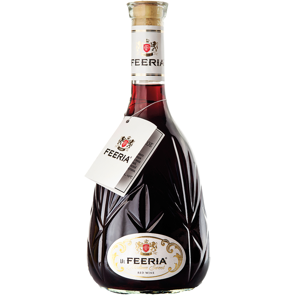 Красное полусладкое вино "Feeria", 12,5% алк.
