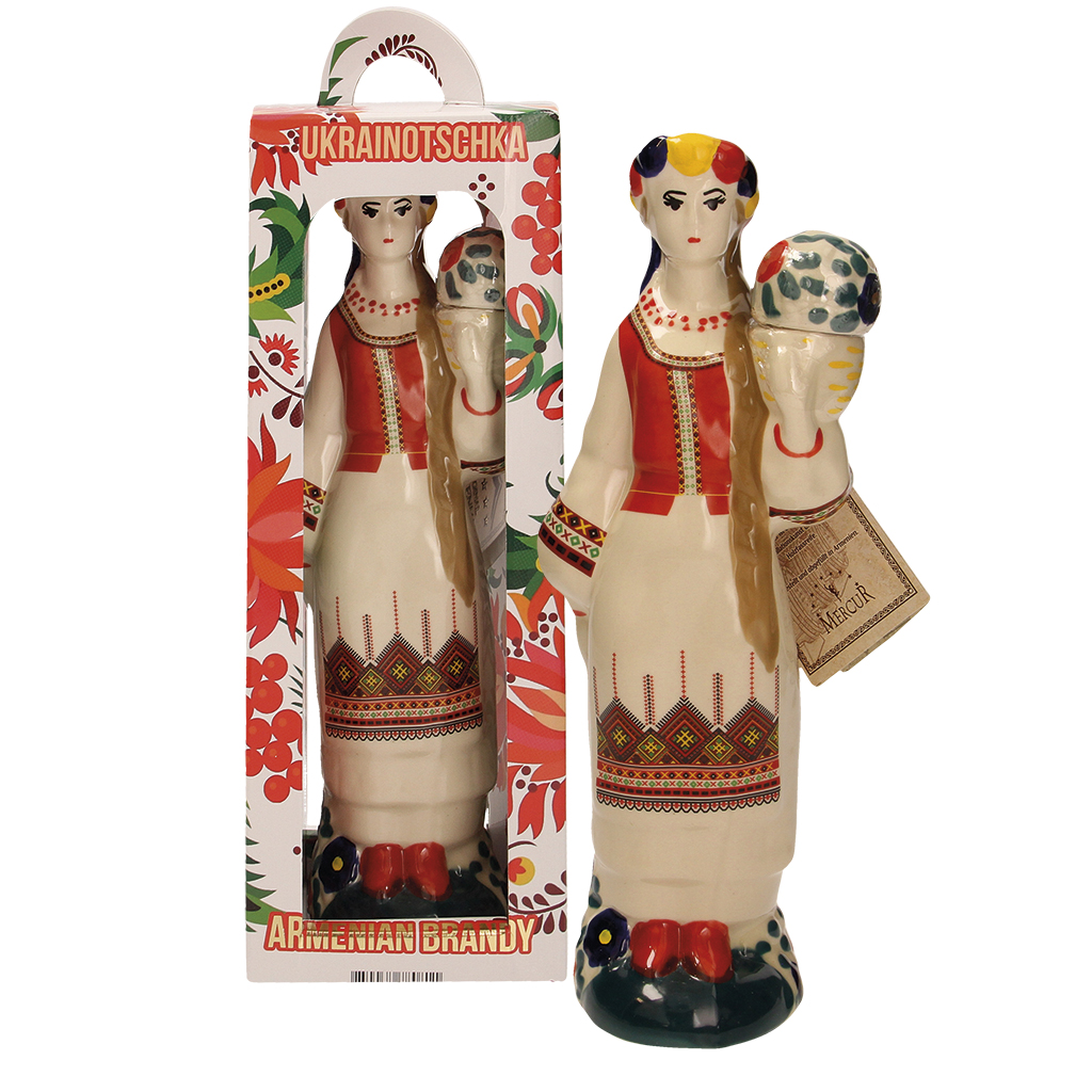 Армянский коньяк Укрaиночка керамика в подарочной упаковке,