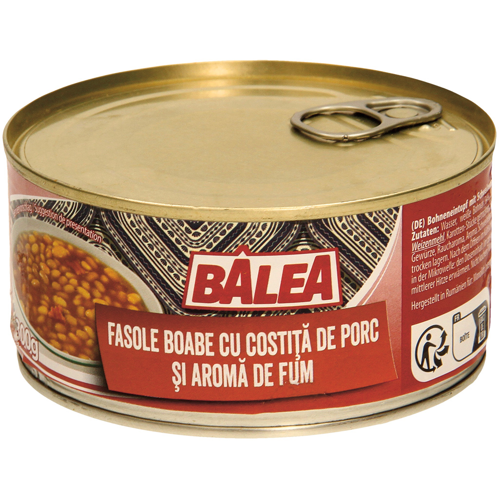 Фасоль с кусочками сала, с ароматом дыма.