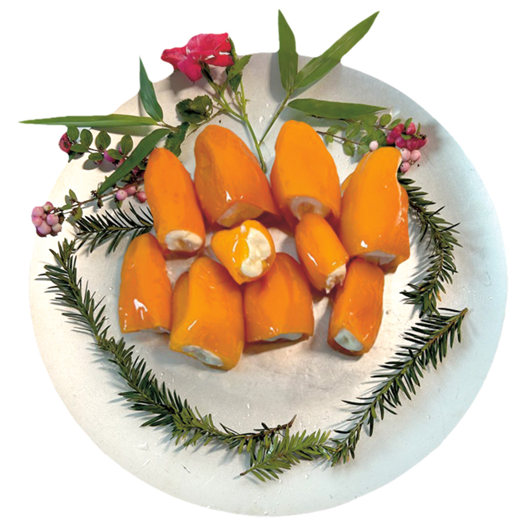 Oranje Paprika (Hamik) gevuld met roomkaas