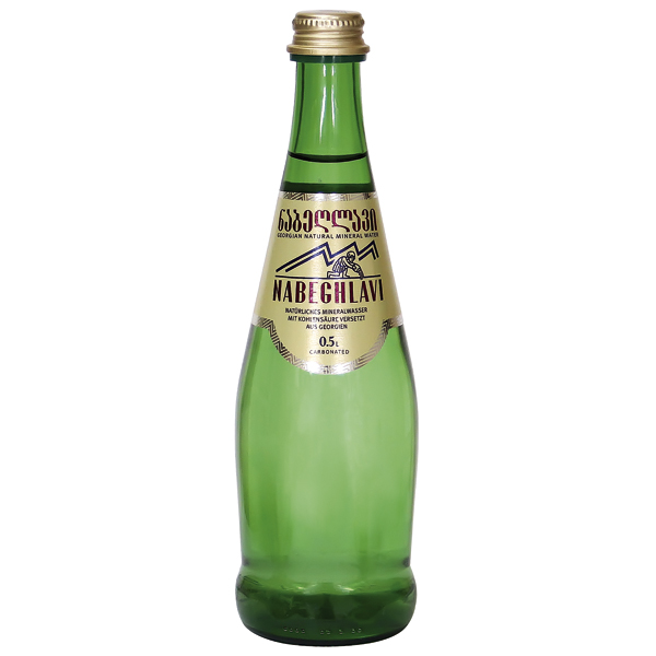 "NABEGHLAVI" Natuurlijk mineraalwater met koolzuur toegevoegd