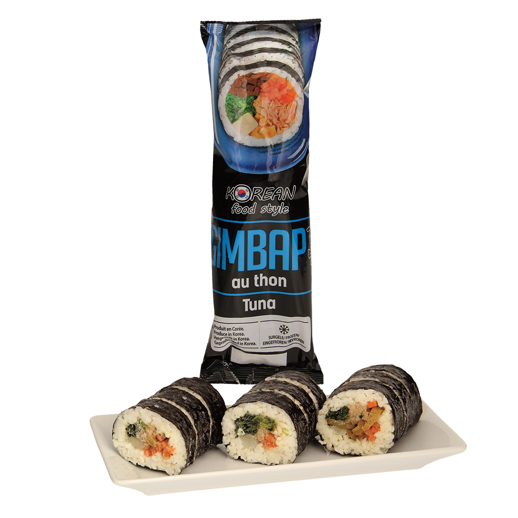 Bevroren Gimbap met tonijn. Diepvriesproduct.