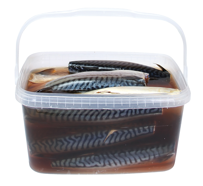 Скумбрия в рассоле, потрошеная