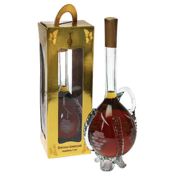 Armeense brandy "Karaffe" 40% vol. in geschenkdoos