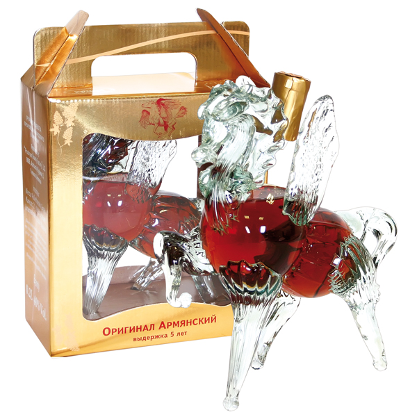 Armeense brandy ""Pegasus"" 40% vol. in geschenkdoos