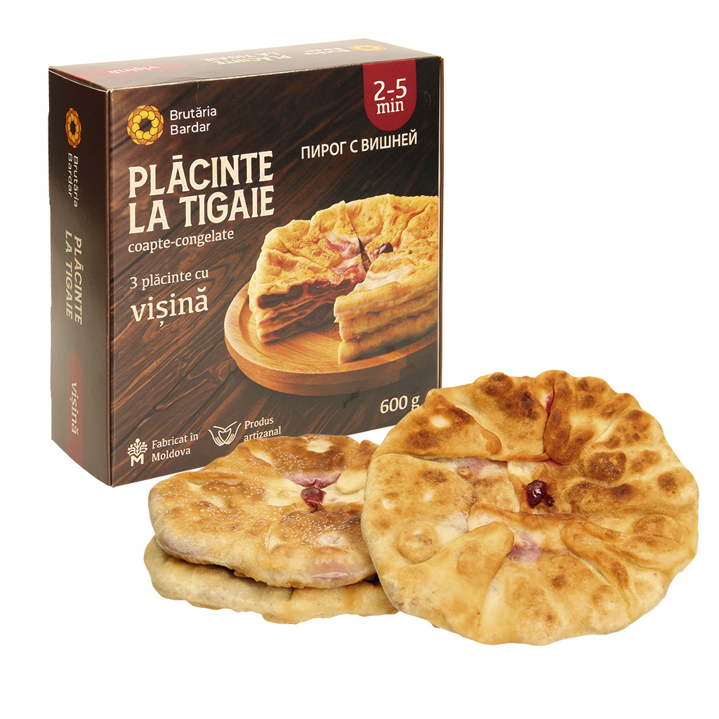Пирог с вишней, жареный в масле, готовый к употреблению, зам