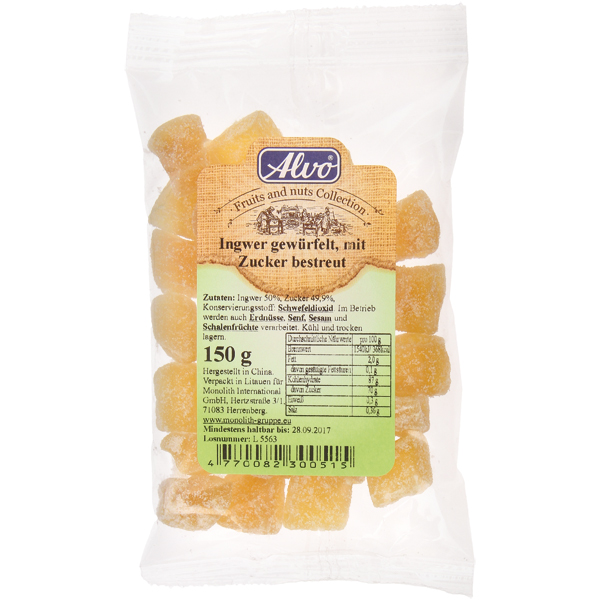 Имбирь, нарезанный кубиками и посыпанный сахаром