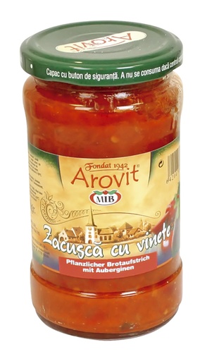 Groentebereiding met aubergine "Zacusca cu vinete"