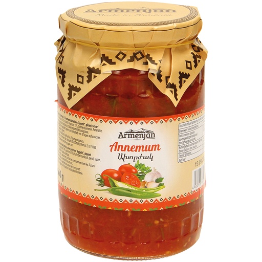 Pittige peperoni in tomatenbereiding "Appetit", pikant-scherp