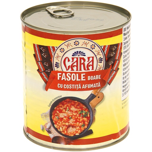 Белая фасоль c копченым беконом для завтрака с ароматом дыма