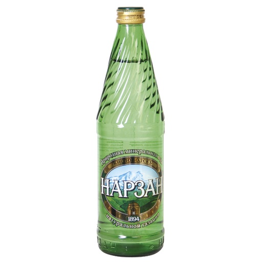 Natuurlijke koolzuurhoudende mineraalwater "Narzan Zolotoj"