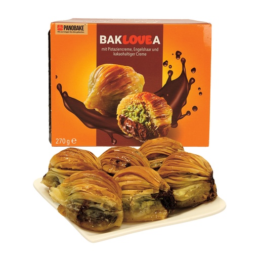 Bladerdeeggebak met pistachecrème, deegdraden en cacaocrème