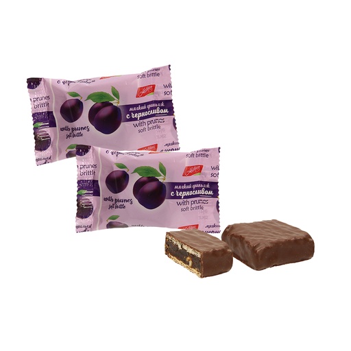 Вафельная конфета с черносливом, яблочным пюре и арахисом в