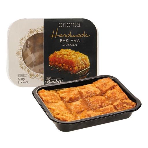 Grieks zoet gebak "Baklava" van dunne deeglagen met amandele