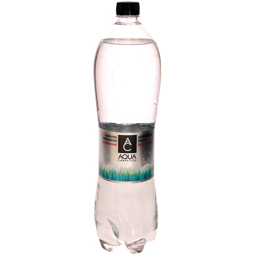Natuurlijk mineraalwater met koolzuur